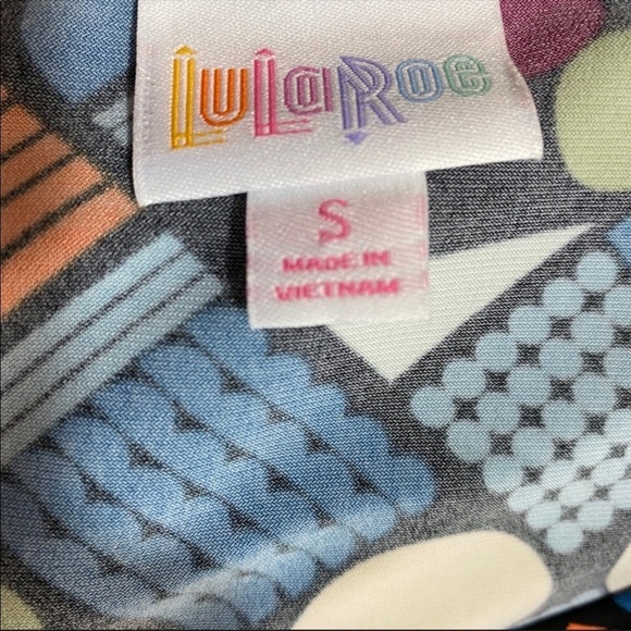 NEW LuLaRoe Irma Geometric Print Tunic Top - Picture 7 of 9